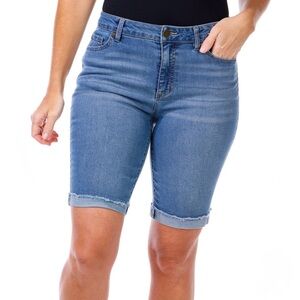 D. Jeans Denim Bermuda Shorts 18W